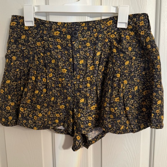 Free People Big Time Printed Trouser Shorts Sunflower Combo NWT Size 10 - Picture 2 of 9